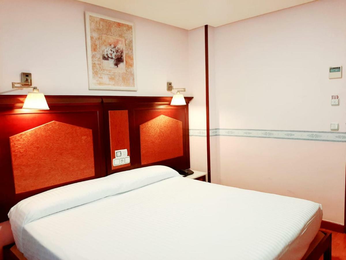 Hosteria Sara By Gaiarooms Salamanca Luaran gambar