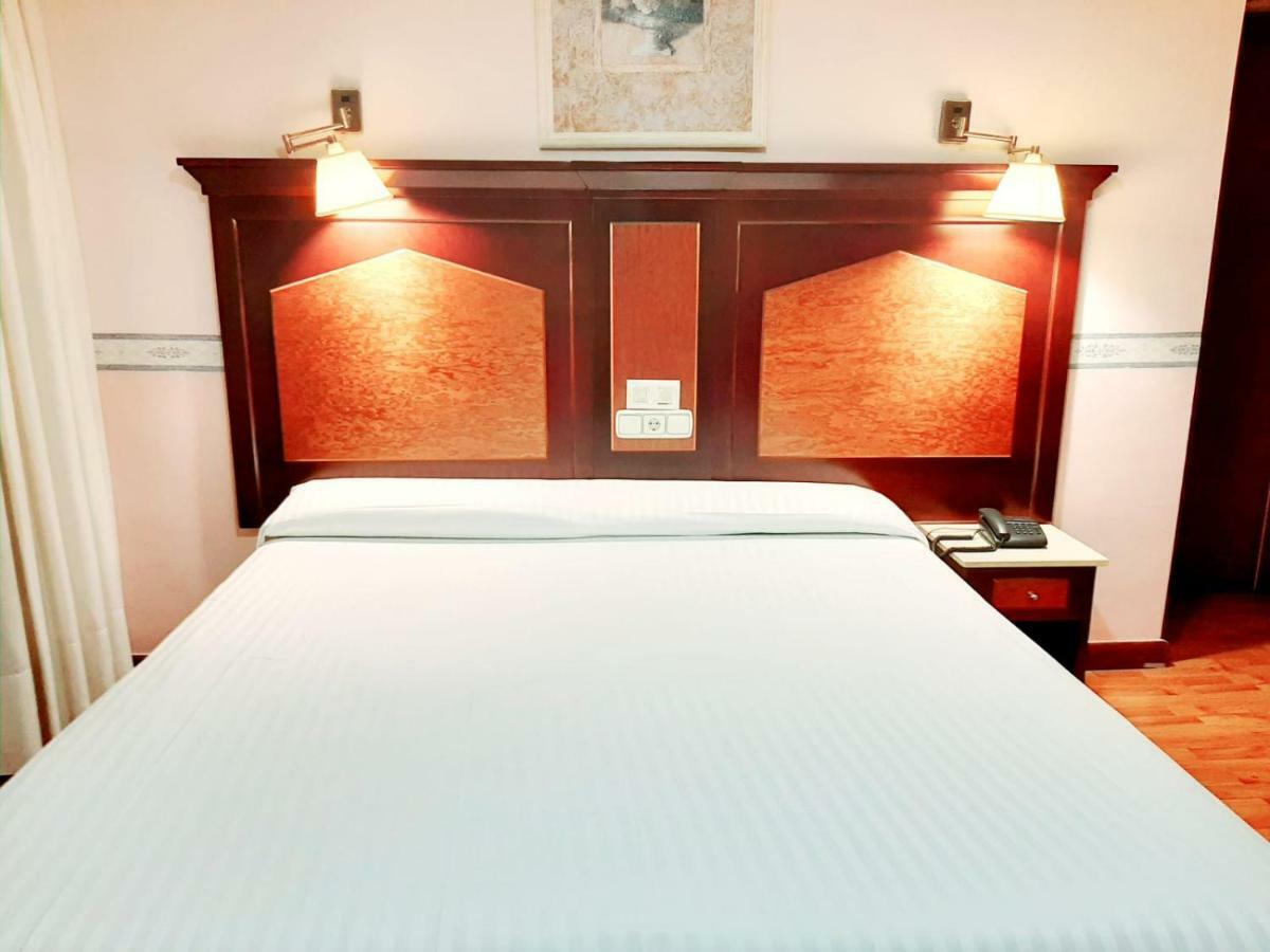 Hosteria Sara By Gaiarooms Salamanca Luaran gambar